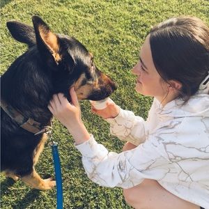 Meet your Posher, Emmy